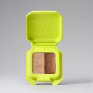 NIB HALF MAGIC Beam Trap Skin Illuminating Balm